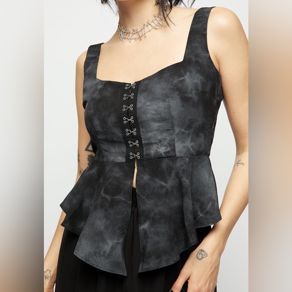 Disturbia Delacroix Hook and Eye Square Neck Top Size UK 6 / US 2 - Picture 5 of 7